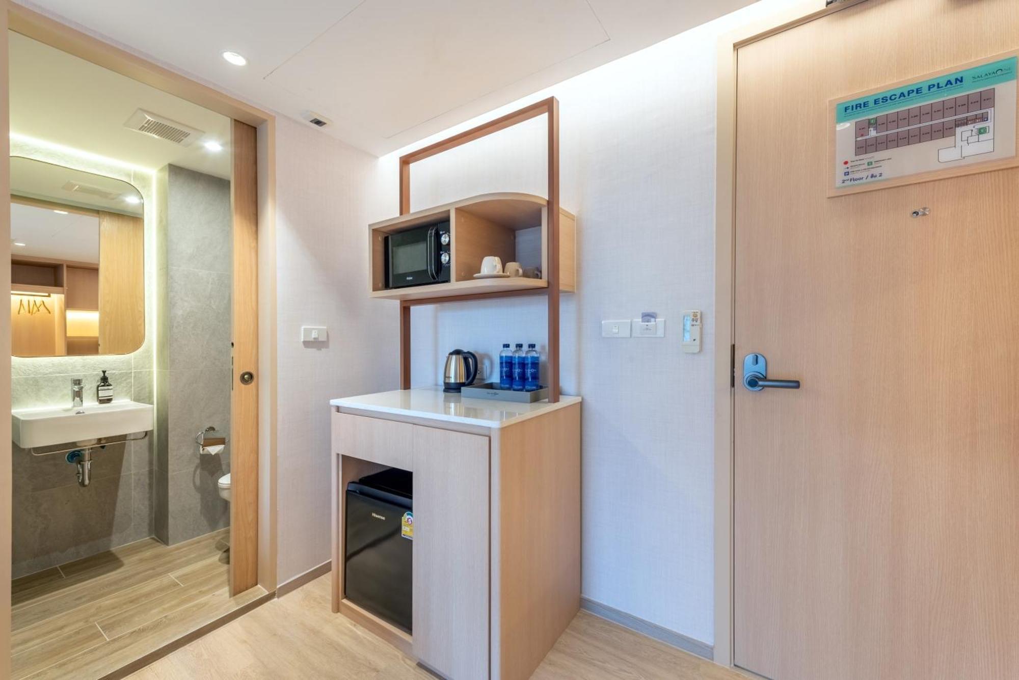 Salaya One Hotel & Service Apartment Exterior foto