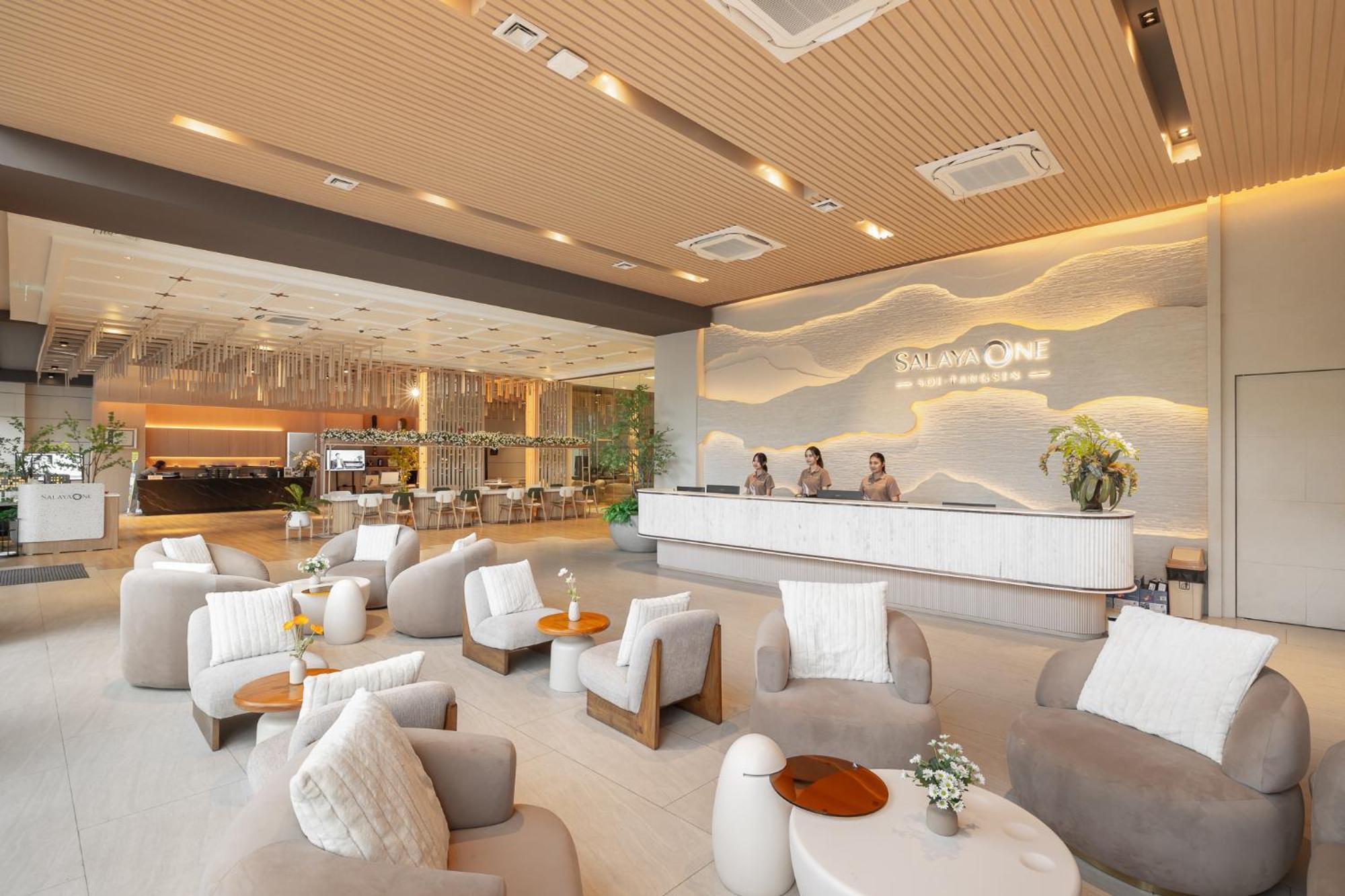 Salaya One Hotel & Service Apartment Exterior foto